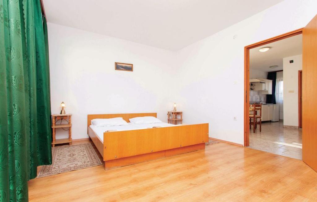 Apartmani Mile كرك المظهر الخارجي الصورة
