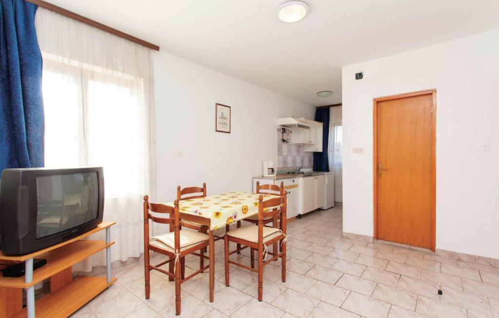 Apartmani Mile كرك المظهر الخارجي الصورة